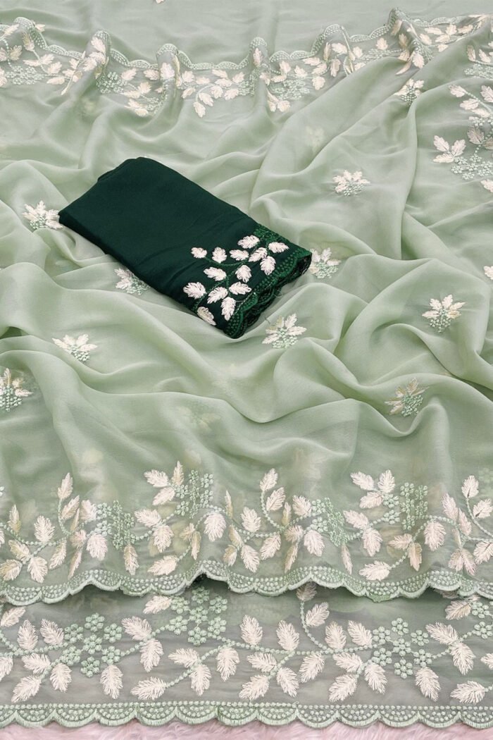 Crepe Saree With Chiffon Work Contrast Blouse Collection - Image 3