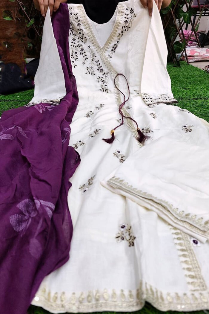 Mal Cotton Gown 3 Piece Set with Embroidery Work - Image 4