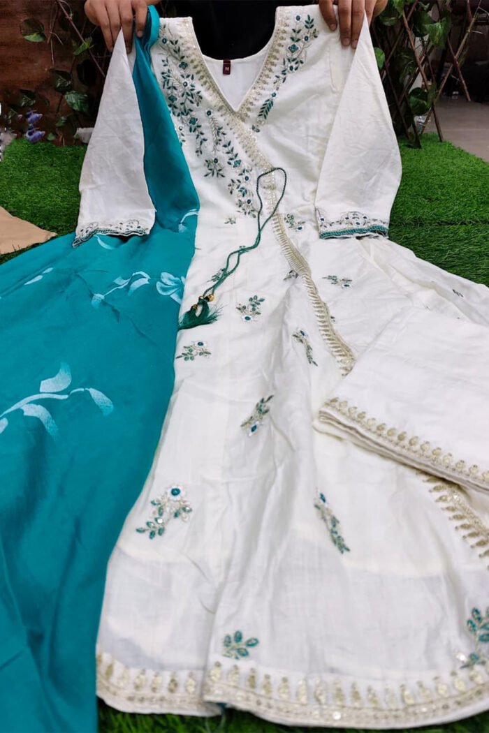 Mal Cotton Gown 3 Piece Set with Embroidery Work - Image 3