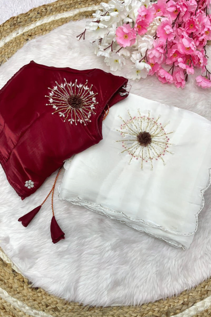 Space Mirror Silk Saree With Beautiful Handwork - Image 10