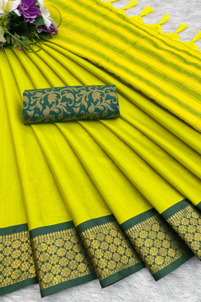 Silk Saree With Beautiful Zari Motifs Work - Image 3