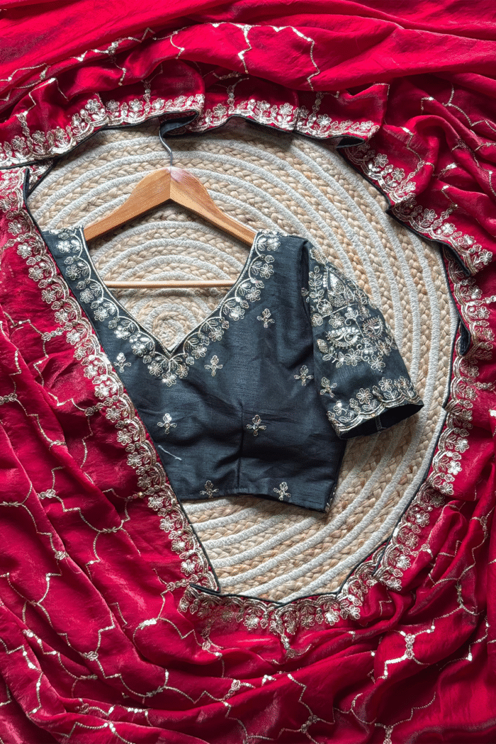 Space Silk Saree With Embroidery Contrast Blouse Wholsale Saree - Image 4