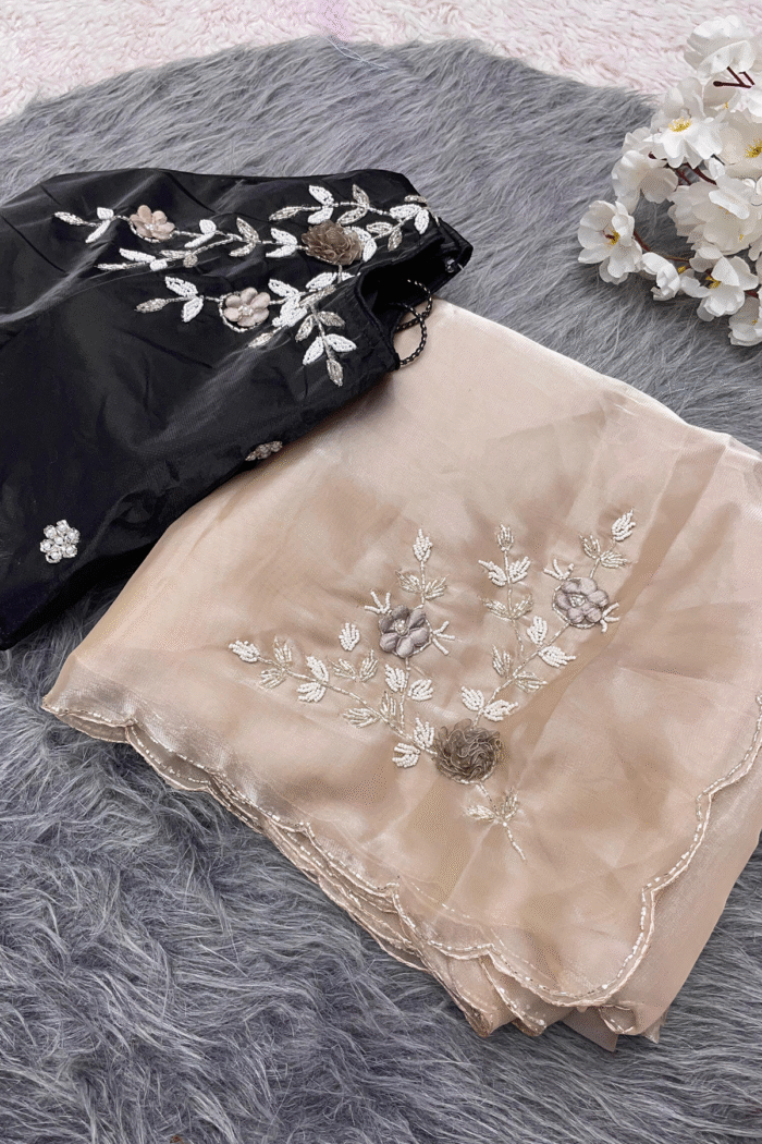 Space Mirror Silk Saree With Beautiful Handwork - Image 6