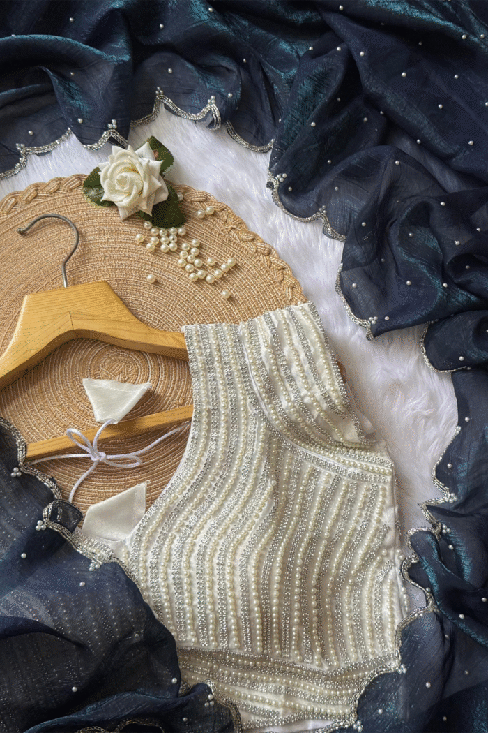 Beautiful Handwork Crush Silk Saree & Stitched Blouse - Image 2