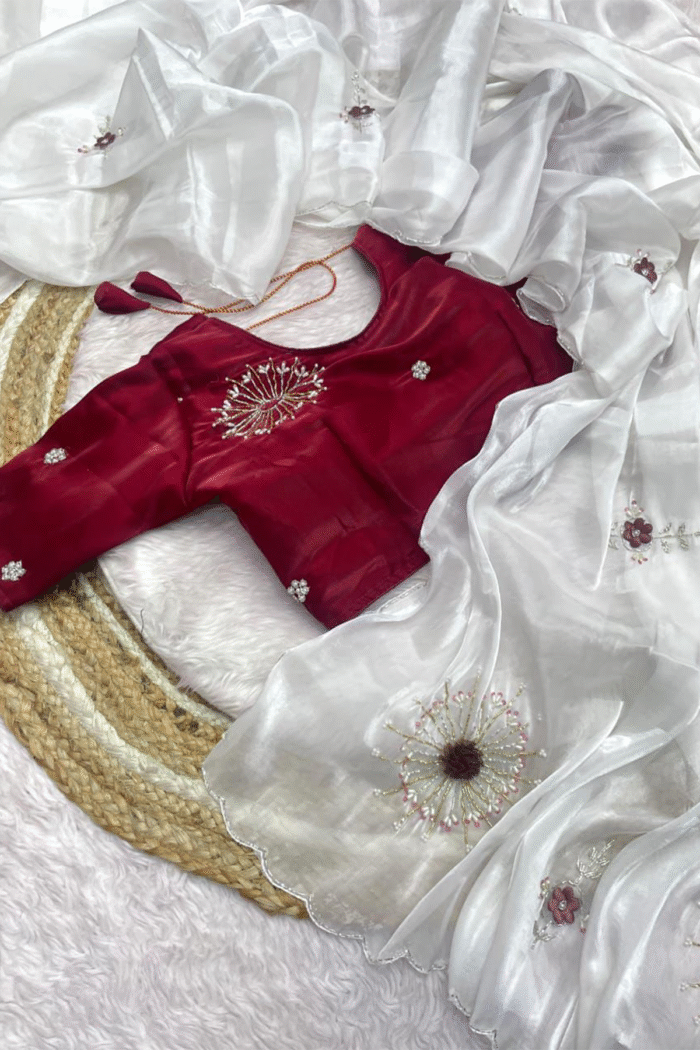 Space Mirror Silk Saree With Beautiful Handwork - Image 9