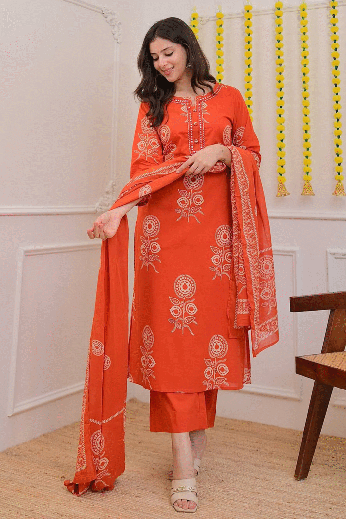 Pure Cotton Print Kurti With Pant & Mulmul Printed Dupatta - Image 2