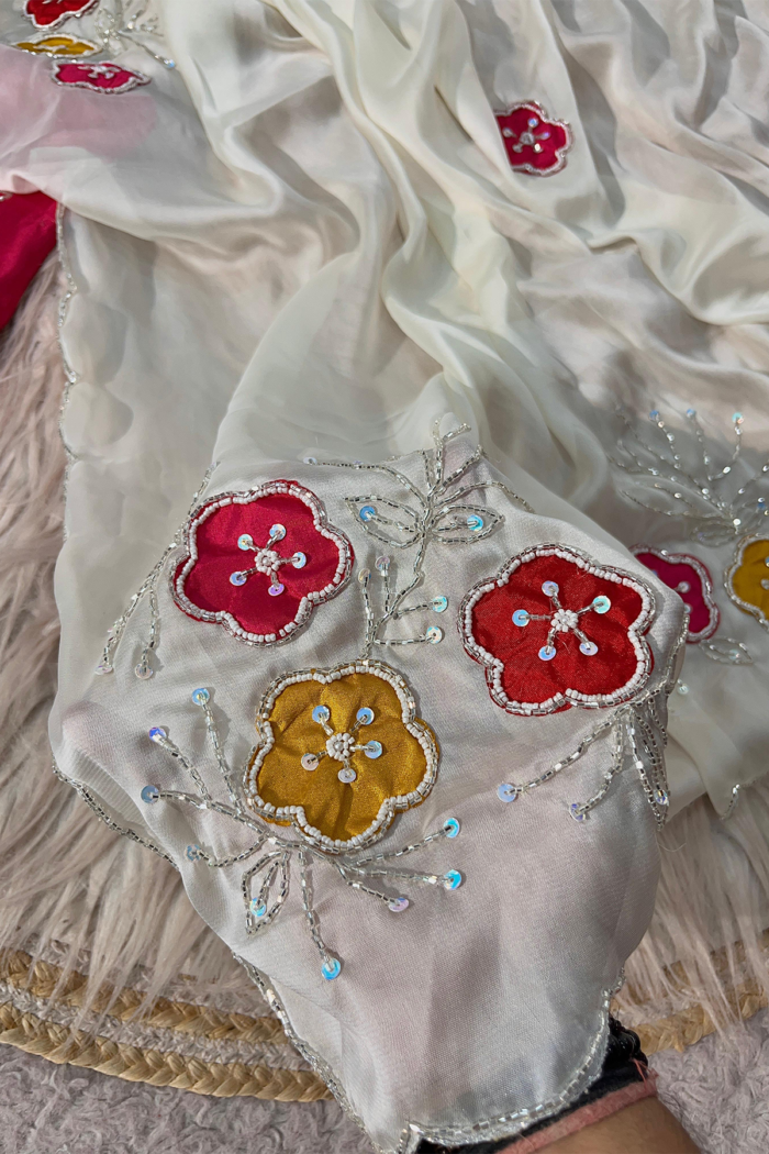 Soft Shine Rangoli Silk Saree With Premium Handwork With Cutwork Border - Image 5